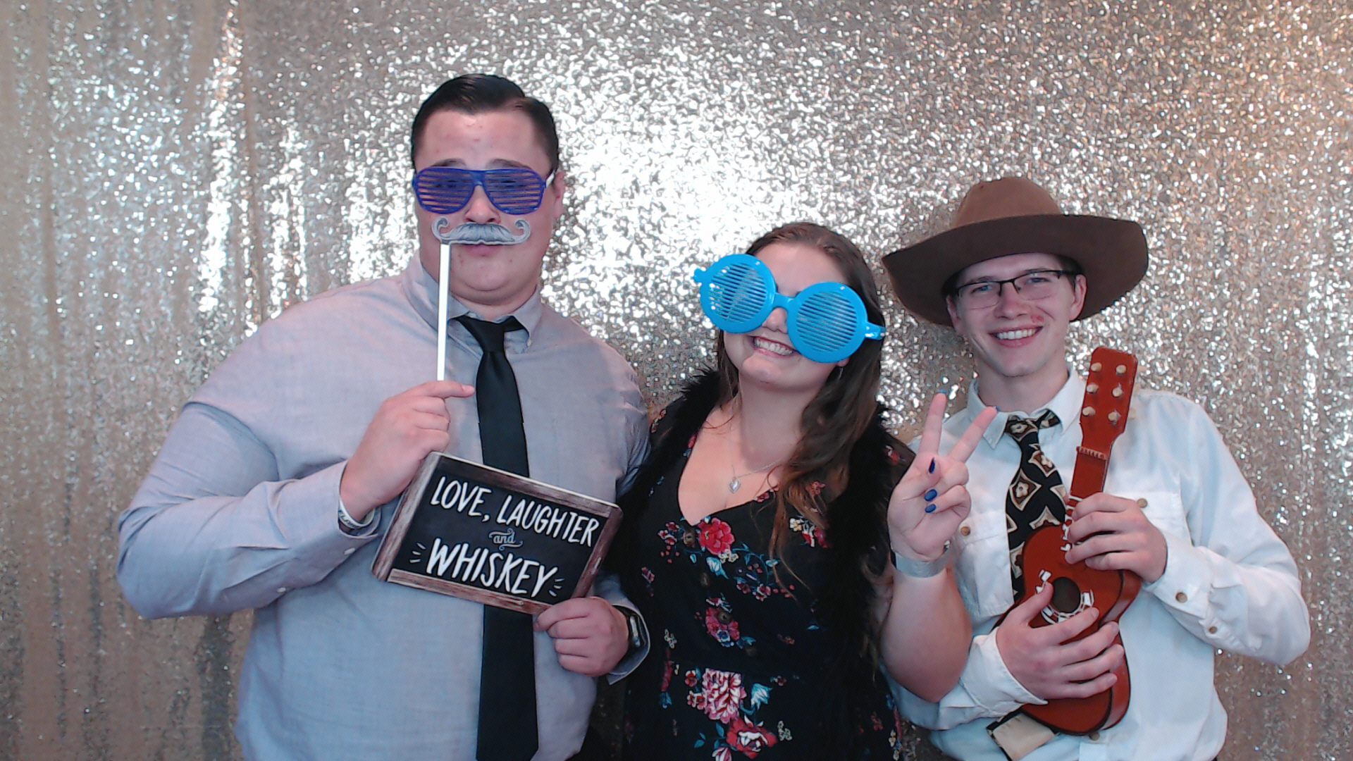 Jorden and Benjamin are getting hitched | View more photos from the event at gallery.photoboothbillings.com/u/PhotoBoothBillings/Jorden-and-Benjamin-are-getting-hitched